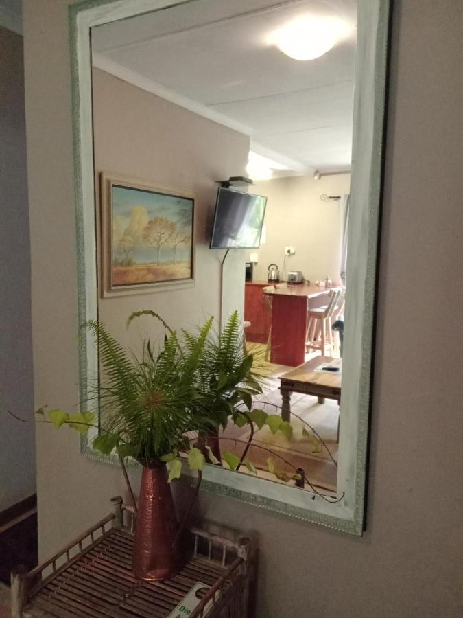On Golden Pond - Mount Amanzi Appartement Hartbeespoort Buitenkant foto